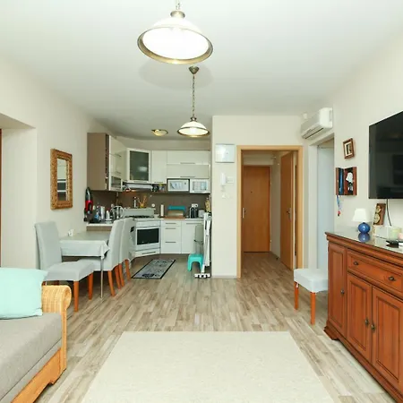 992 - Balatonőszödön Közvetlen Vízparti, Teljes Panorámás Apartman *