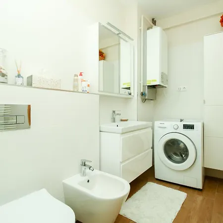 992 - Balatonőszödön Közvetlen Vízparti, Teljes Panorámás Apartman Balatonőszöd