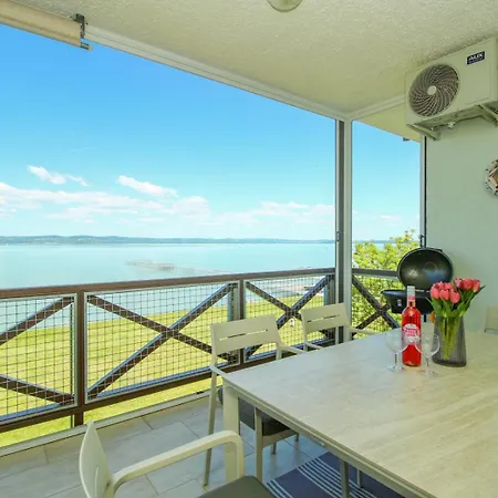 Apartman 992 - Balatonőszödön Közvetlen Vízparti, Teljes Panorámás Balatonőszöd