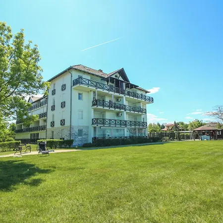 Apartman 992 - Balatonőszödön Közvetlen Vízparti, Teljes Panorámás Balatonőszöd